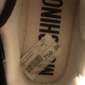 MOSCHINO Sneakers